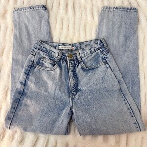 Calvin Klein Women's High Rise Light Denim Jeans